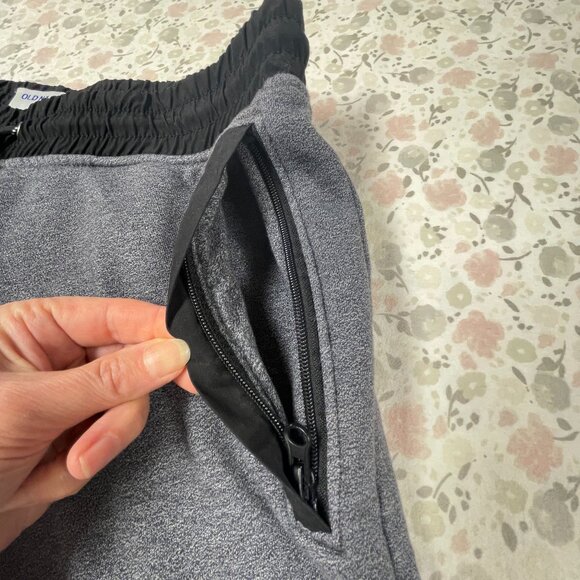 Old Navy Men's L Zipper Pocket Jogger Pants Gray w Black Trim - Picture 6 of 15